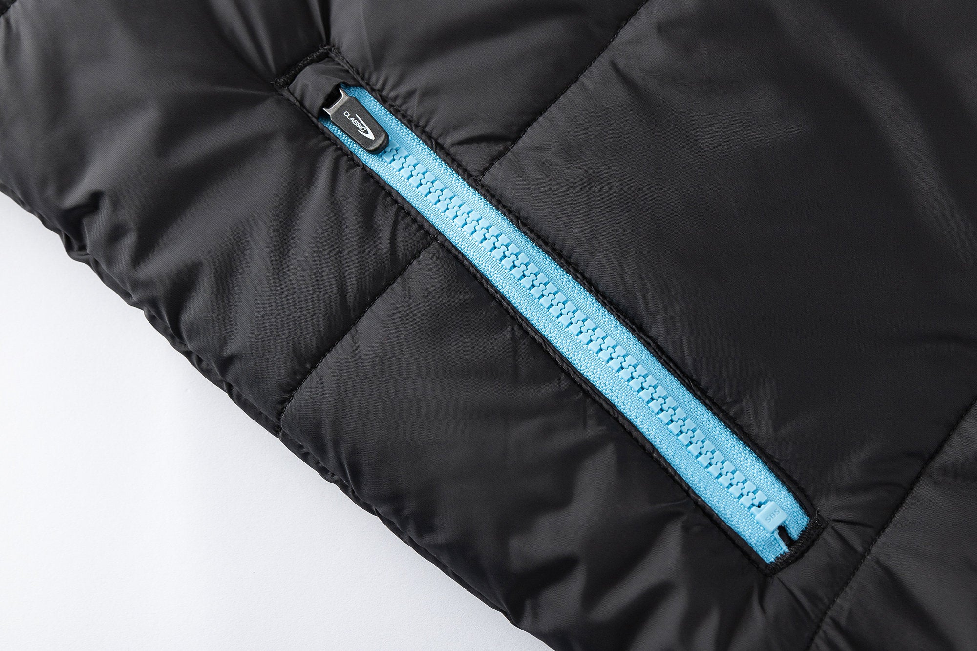 Cronulla Sharks 2026 NRL Mens Puffer Jacket - Image 9